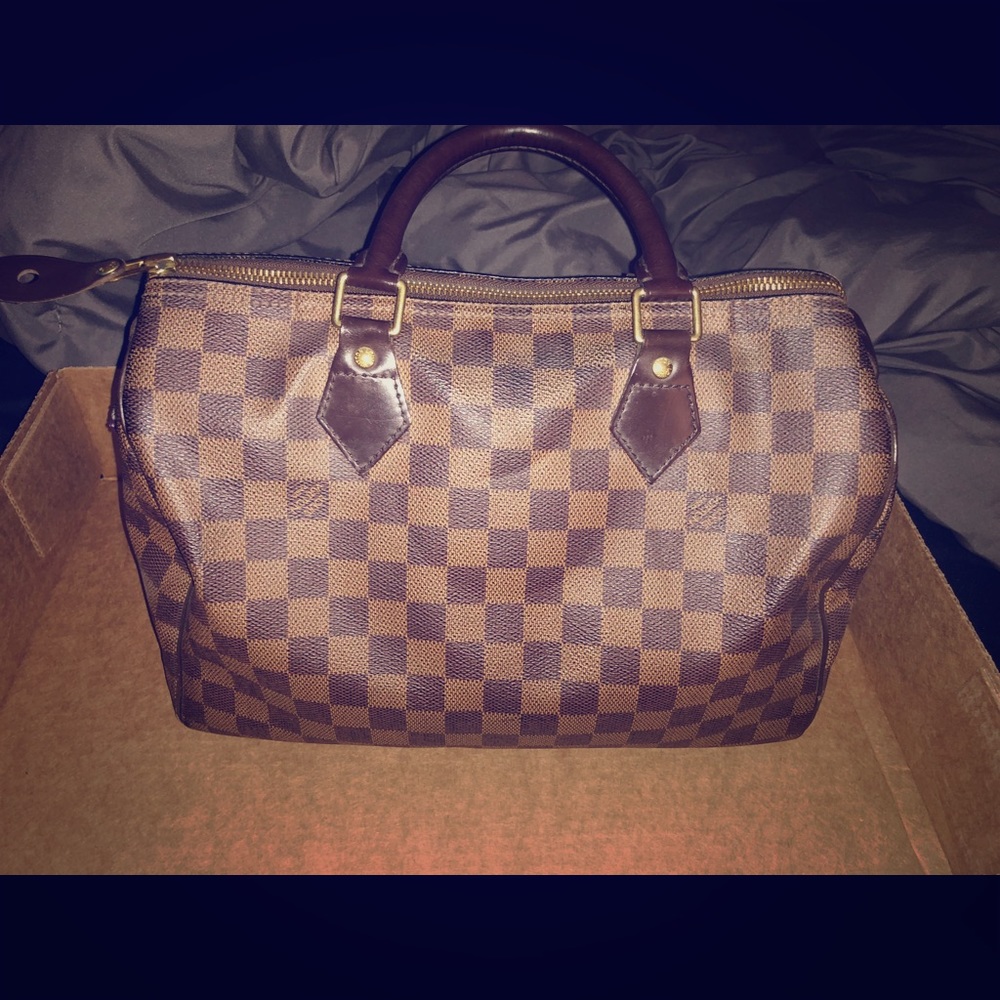Authentic - Used- Louis Vuitton Speedy30
